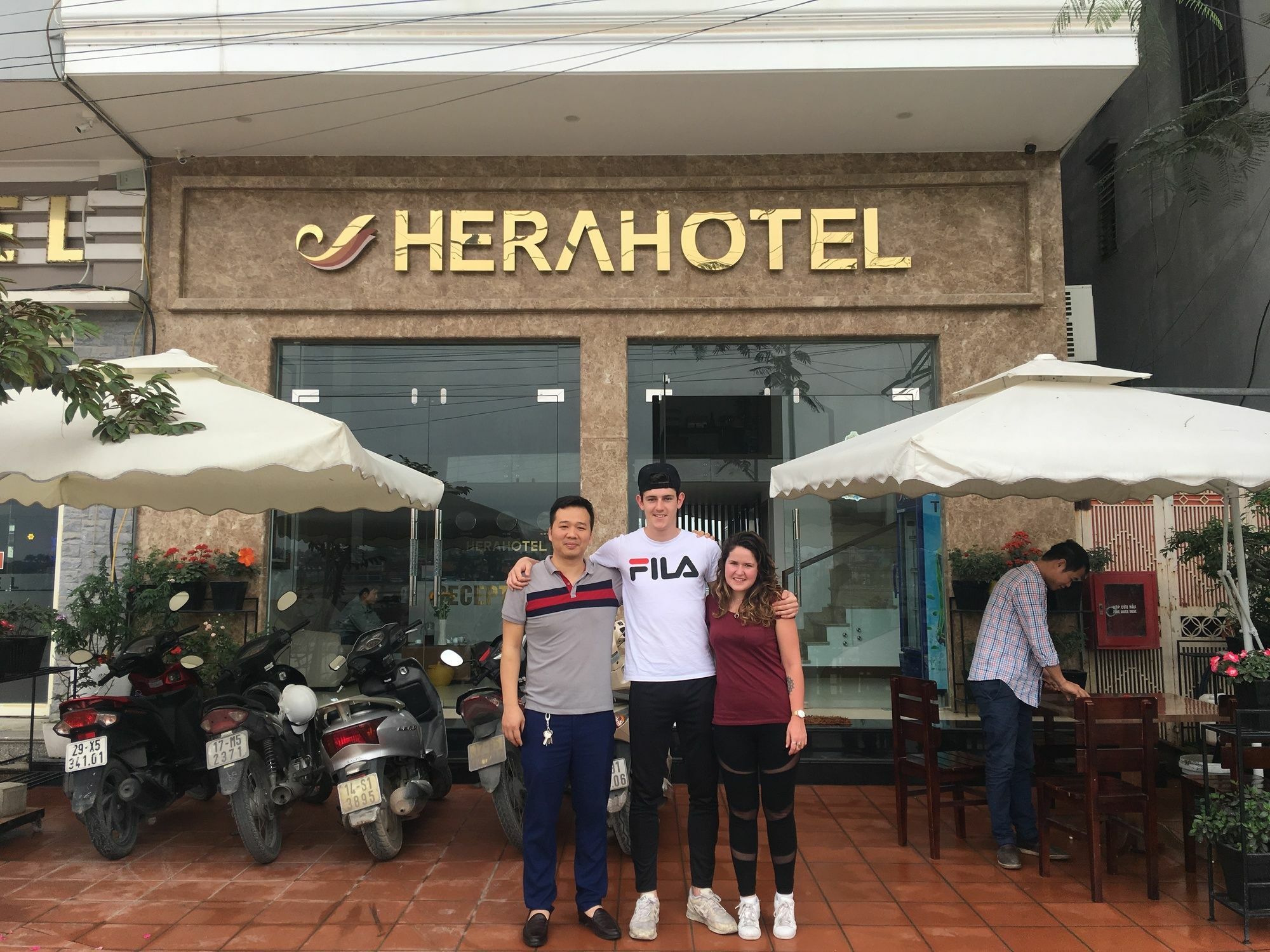 Hera Ha Long Hotel エクステリア 写真